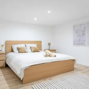 Appartement JOLIETTE - Charmant T4 avec terrasse, Marseille